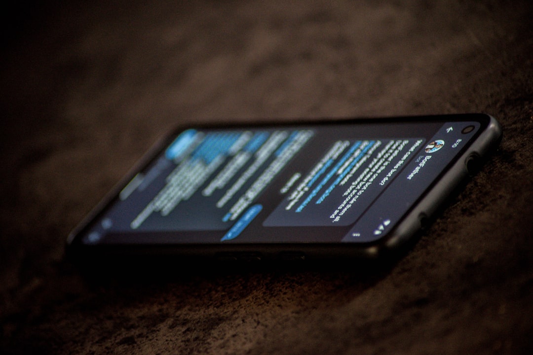 os-aplicativos-essenciais-para-o-seu-smartphone-em-2025-otimize-sua-vida-digital-1759980145634