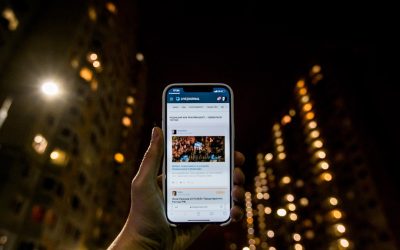 Como se Tornar um Influenciador de Sucesso em 2025: Guia Essencial para YouTube, Instagram, TikTok e Facebook