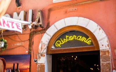 Descobrindo o Mundo Através do Paladar: Seu Guia Essencial para Viagens Gastronómicas em 2025