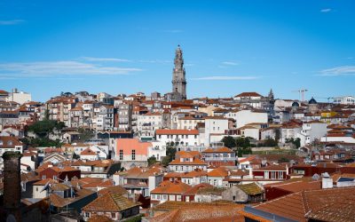 Torne-se um Influenciador de Sucesso em 2026: Guia Completo para YouTube, Instagram, TikTok e Facebook