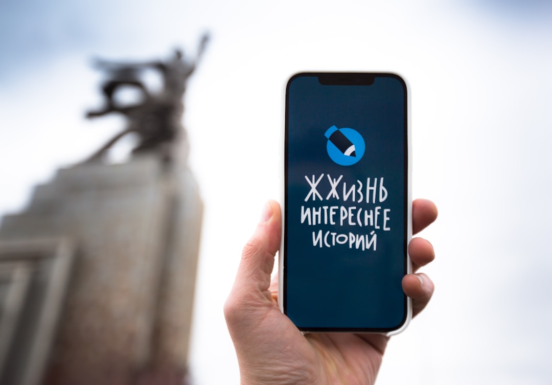 compatibilidade-astrol-gica-desvendando-os-segredos-dos-relacionamentos-c-smicos-1773264110396