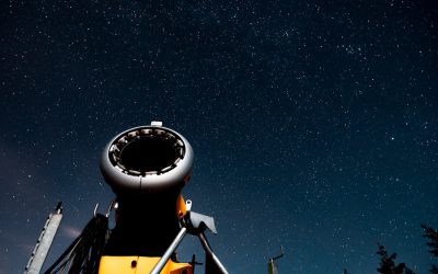 Astrologia e Compatibilidade Amorosa: Desvendando as Conexões Cósmicas em 2025 e Além