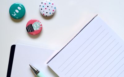 Como se Tornar um Influenciador de Sucesso em 2026: Estratégias para YouTube, Instagram, TikTok e Facebook