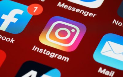 Tornar-se um Influenciador de Sucesso em 2026: Um Guia Completo para YouTube, Instagram, TikTok e Facebook