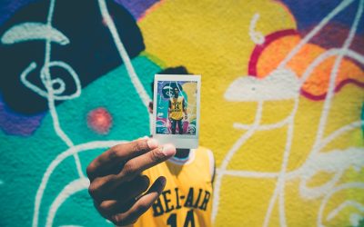 O Caminho para se Tornar um Influenciador de Sucesso em 2026: Estratégias para YouTube, Instagram, TikTok e Facebook